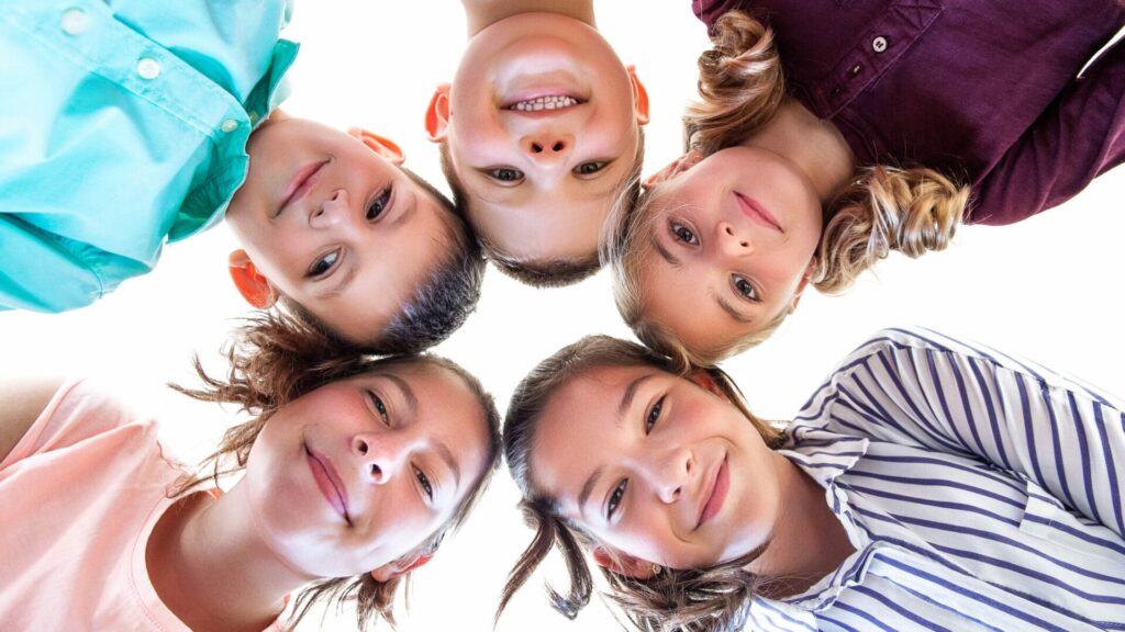 Comment soutenir un enfant atteint de TDAH ? 10 anneaux pour l'aider à se développer