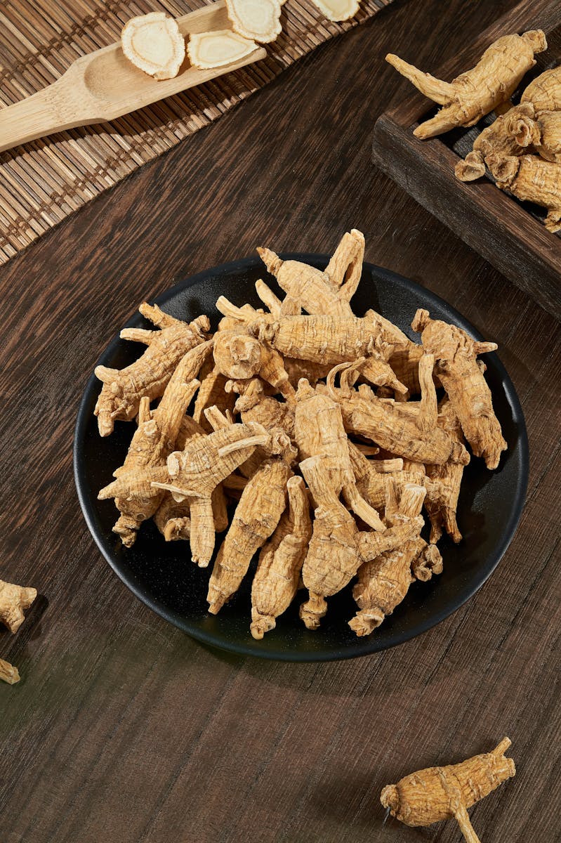 Le ginseng est dangereux, par exemple, pour les femmes enceintes, mais il peut aussi entraîner des complications en association avec certains médicaments.