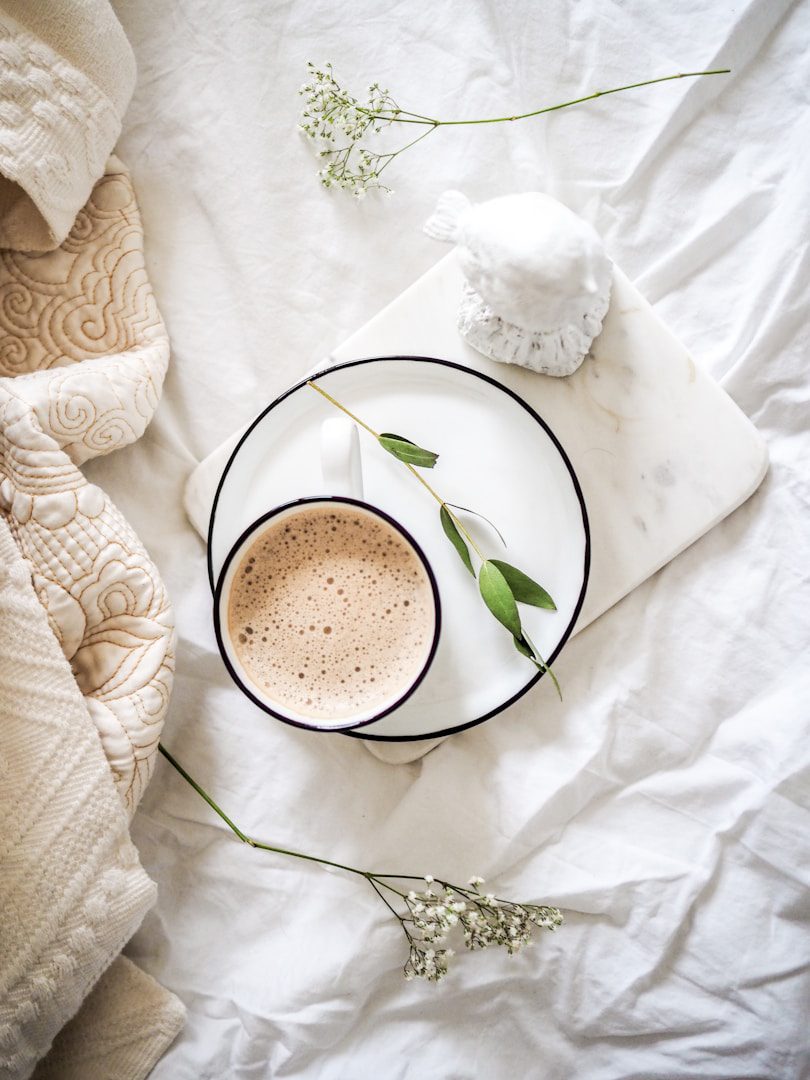 Le café aux champignons présente un certain nombre d'avantages pour la santé, mais à certains égards, les gens perçoivent souvent un certain nombre de mythes comme étant vrais.