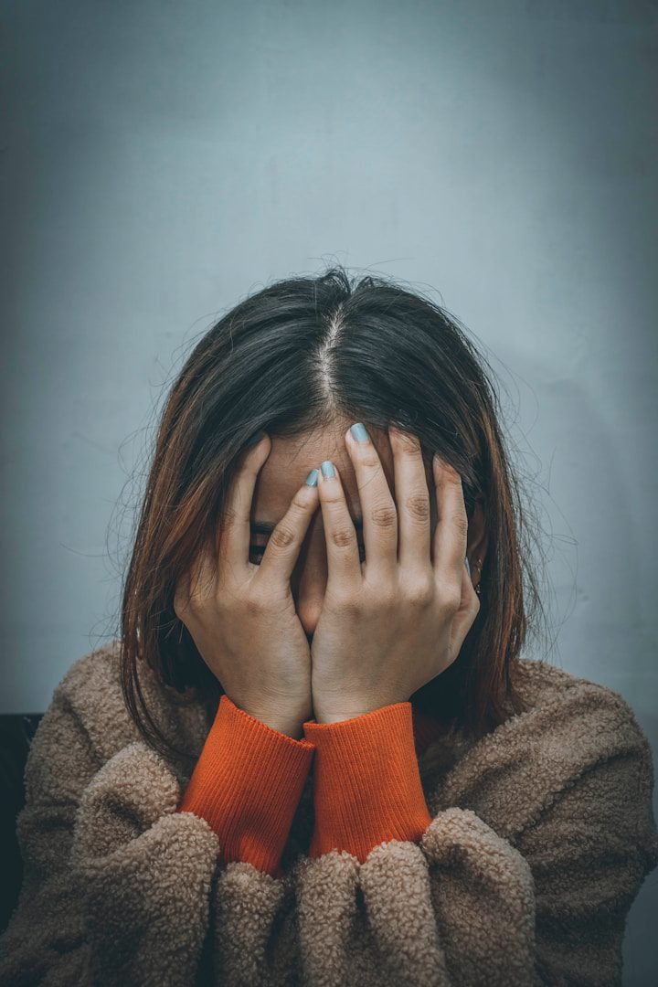 Les femmes souffrent plus souvent de troubles anxieux en raison de prédispositions biologiques, mais aussi pour des raisons sociales et culturelles.