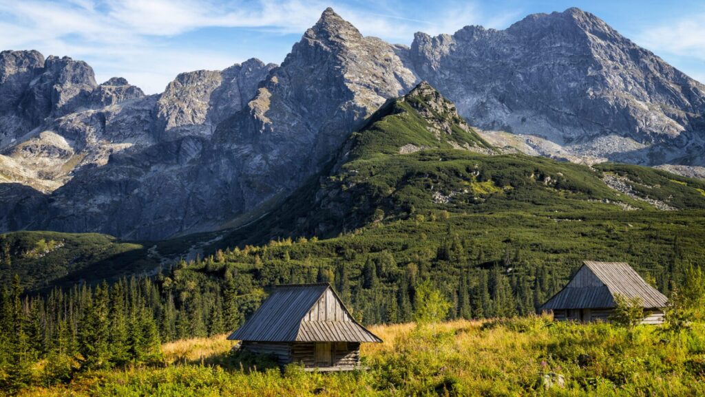 La Journée internationale de la montagne souligne l'importance des montagnes et de la vie des habitants des zones montagneuses.