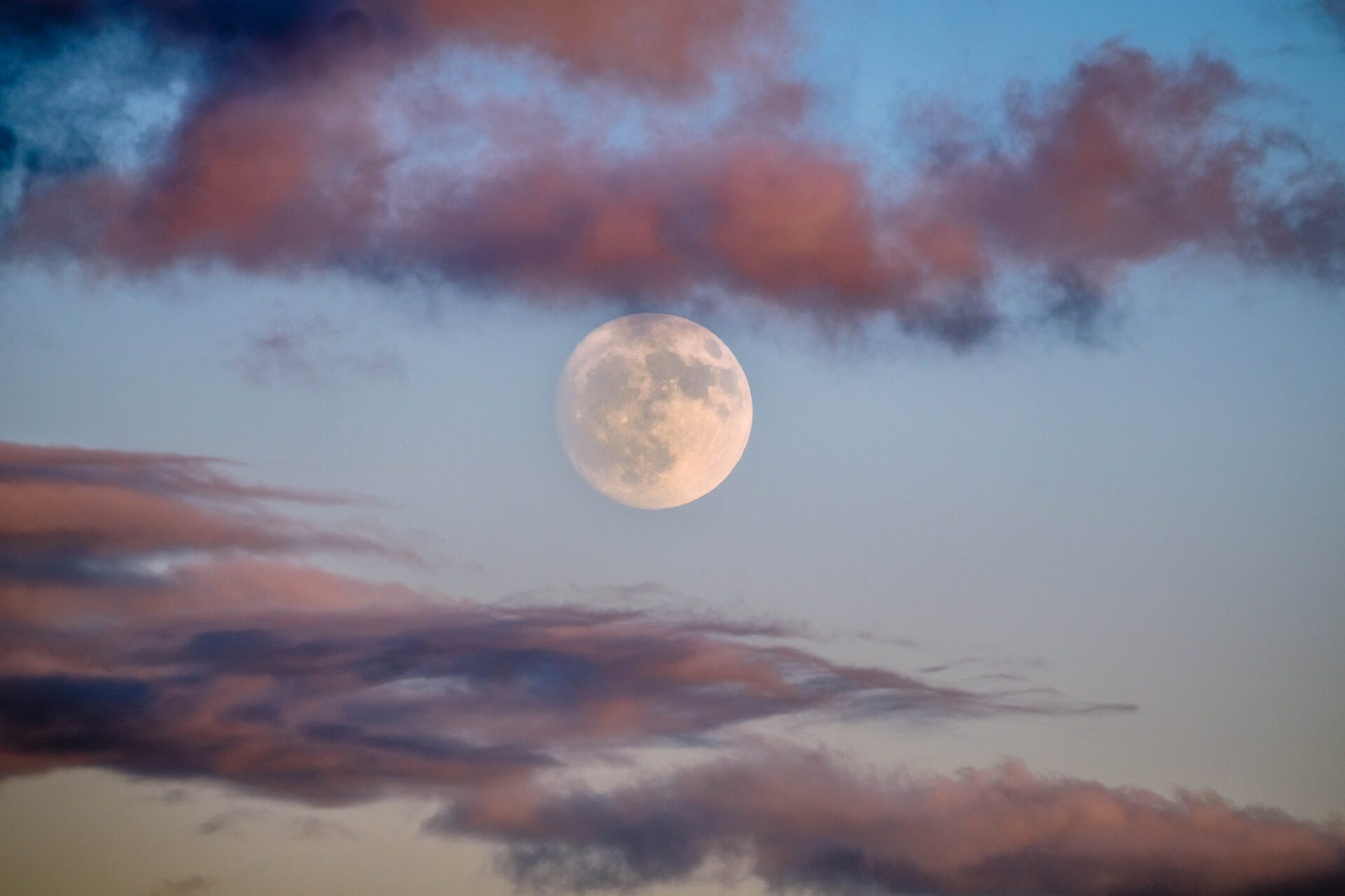 Rahu et Ketu sont deux nœuds de la Lune qui peuvent avoir une grande influence sur votre vie.