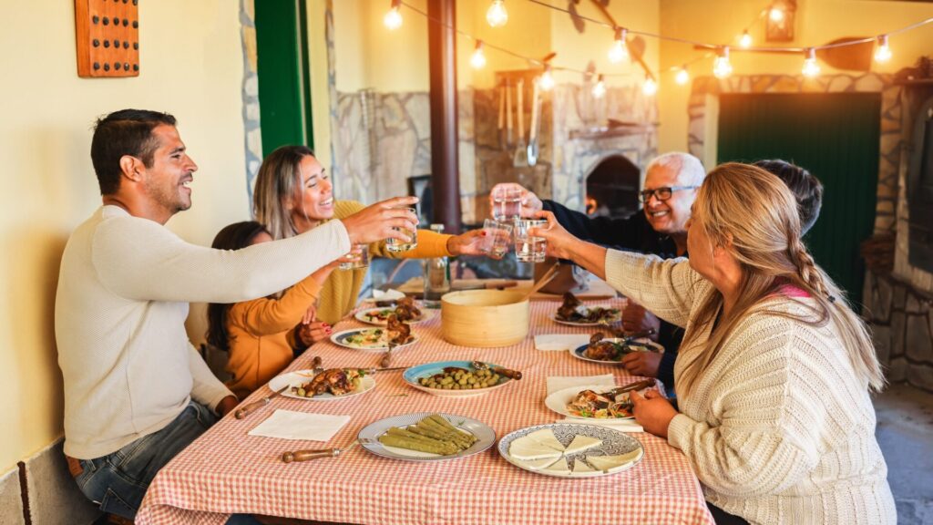 Au Brésil, la veille de Noël est marquée par un dîner familial.