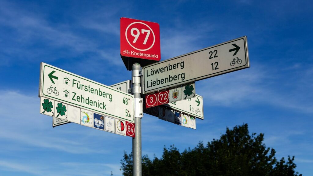 Chaque pays possède des panneaux de signalisation spéciaux qui peuvent dérouter les étrangers. En Allemagne, cependant, il en existe un que même les locaux ne comprennent pas toujours.