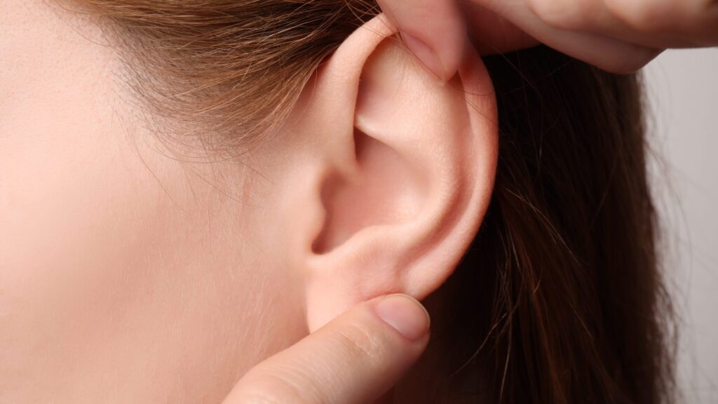 Le corps humain possède un certain nombre de points anti-stress. Certains d'entre eux se trouvent sur le lobe de l'oreille. Les stimuler peut souvent aider en période de stress.