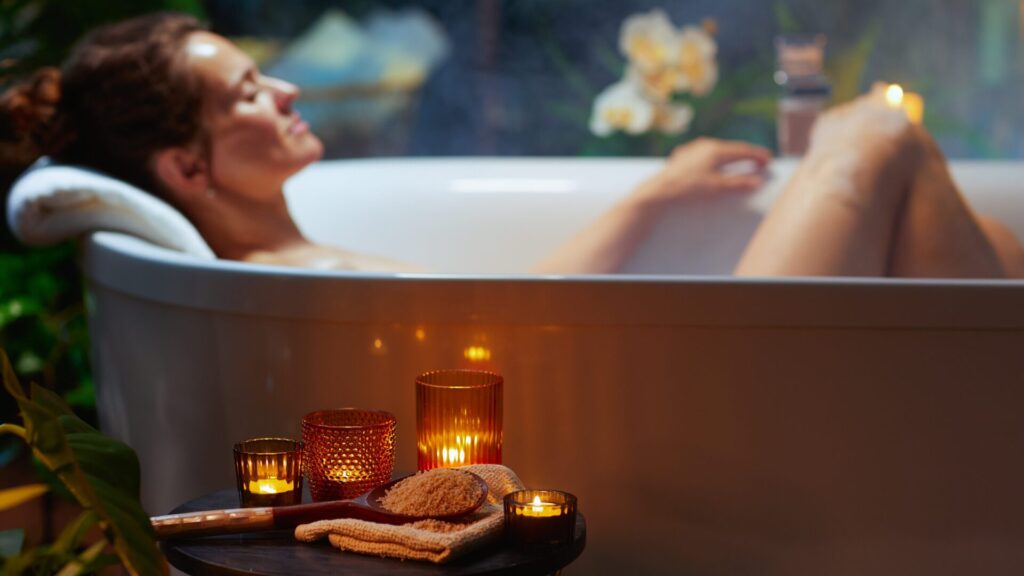 Un bain aux chandelles est généralement agréable.