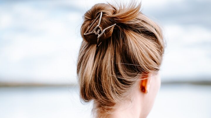 Suivez les conseils d'Hollywood : les coupes de cheveux qui redonnent confiance aux femmes de plus de 50 ans