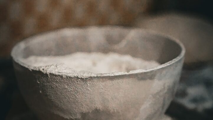 Peser sans balance de cuisine : ces astuces vous aideront