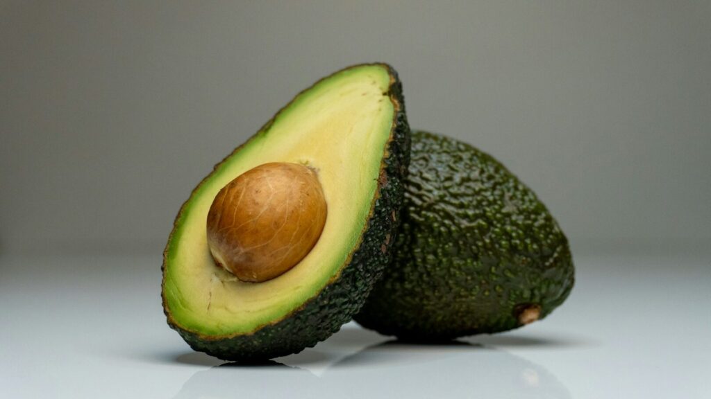 Quiconque possède un noyau d'avocat à la maison tient un véritable trésor entre ses mains - et voici à quoi il sert maintenant.