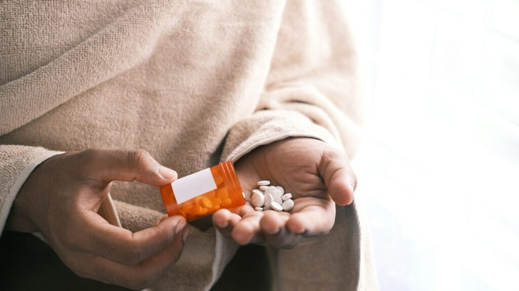Plus l'humanité prend de médicaments, plus elle y devient résistante. Malheureusement, c'est aussi le cas des antibiotiques, qui pourraient ne plus être aussi efficaces à l'avenir qu'ils le sont aujourd'hui.