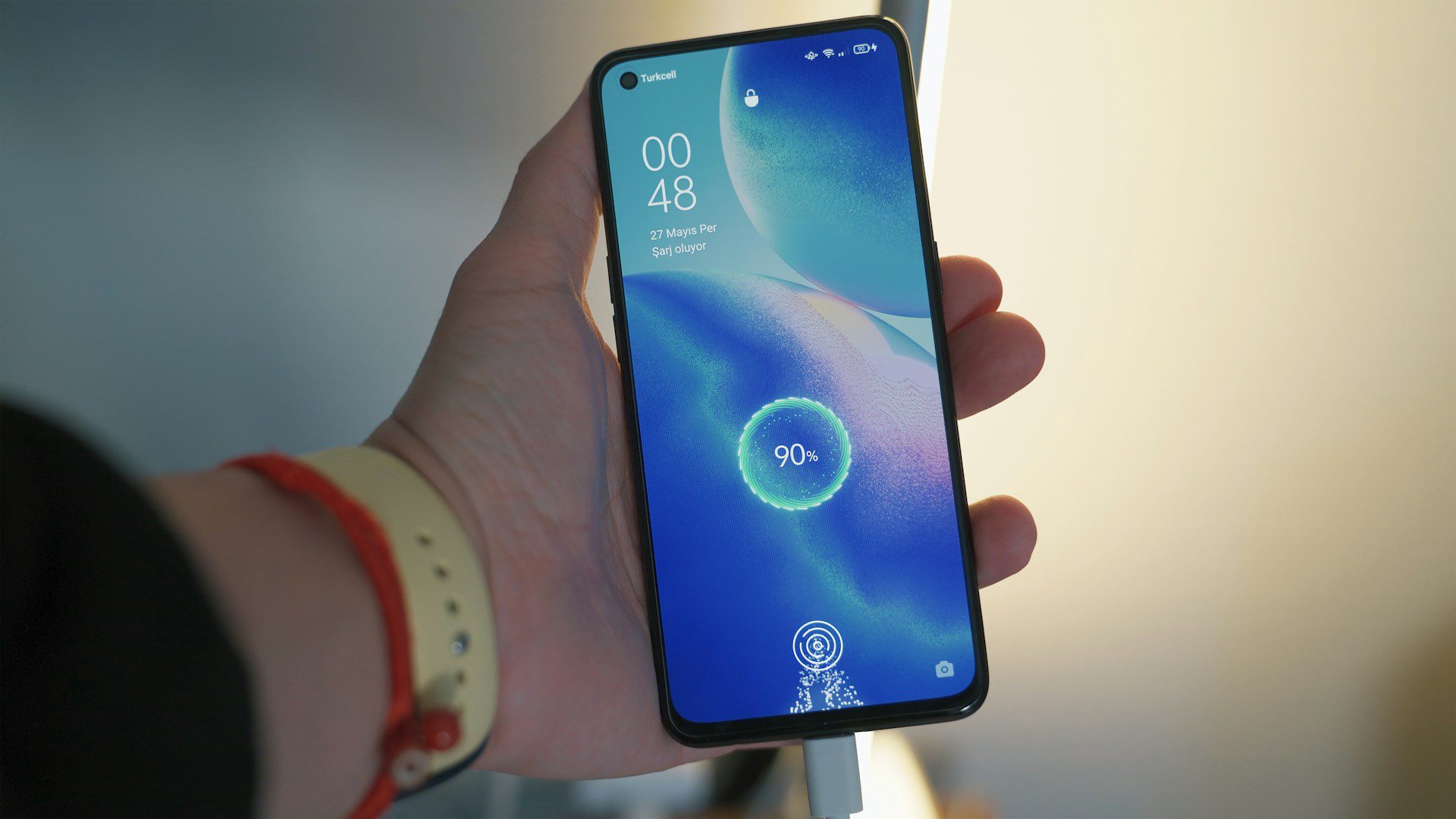 Si vous chargez votre téléphone, vous pouvez facilement l'endommager en branchant les mauvais câbles. Quels sont les domaines dans lesquels de nombreuses personnes commettent des erreurs ?