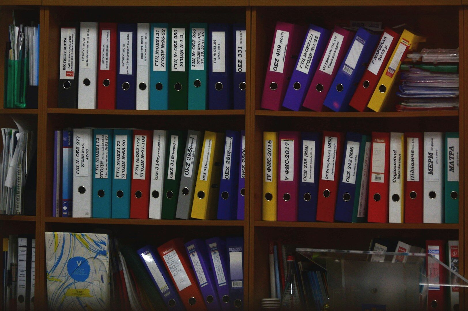 Les documents doivent être organisés de manière claire, mais aussi conservés en lieu sûr.