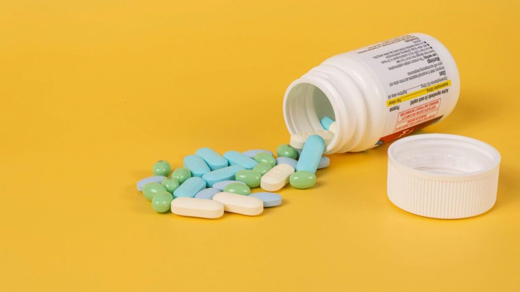 Il est très dangereux de commander des médicaments sur des sites web non vérifiés. Les personnes âgées, en particulier, doivent être prudentes.
