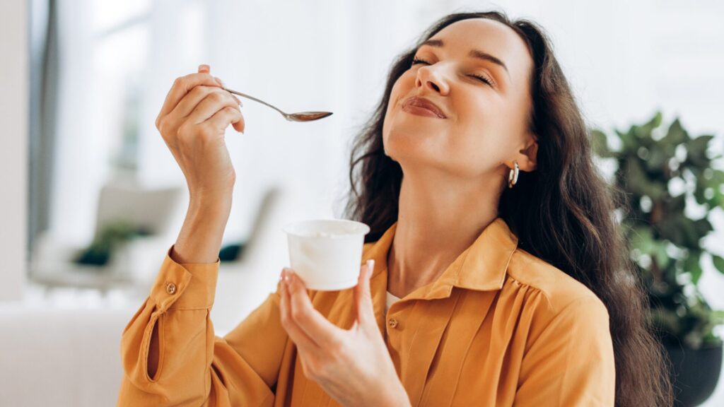 Certains aliments peuvent être cachés dans les tiroirs et consommés lorsque vous n'êtes pas pressé.