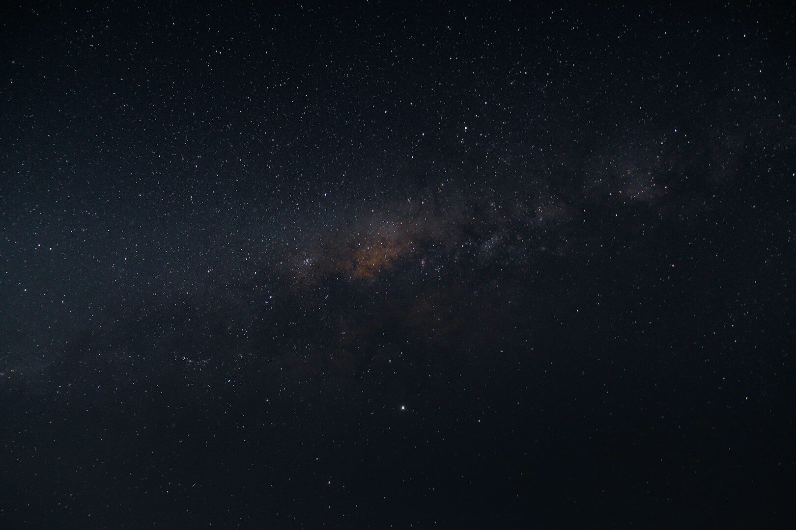L'univers est vaste et ses frontières nous sont inconnues. C'est pourquoi voyager à bord d'un vaisseau spatial aussi gigantesque prendrait des générations.
